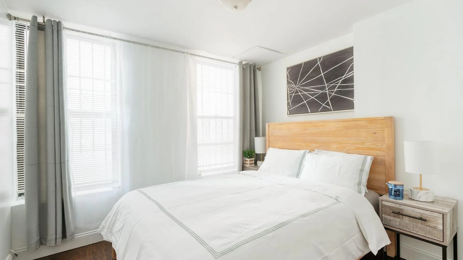 1435-3-3 Bedrooms 2Bath W D Prime Upper East New York